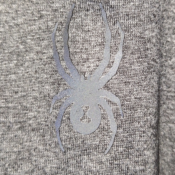 A Spyder Active Long Sleeve Pullover In A Mens Size Large. EUC - Picture 2 of 7
